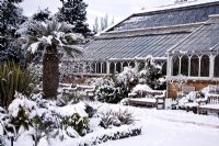 Birmingham Botanical Gardens in snow, Loudon Terrace