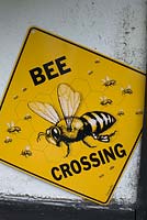 Bee crossing sign