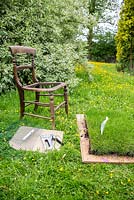 Step by Step -  Creating a turf chair - tools and materials 