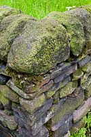 hDry stone wall in Le Jardin de Yorkshire garden 