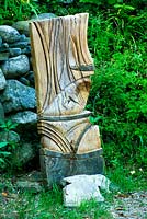 'The King' Sculpture made from chestnut wood by Stephane Bernard - jardin Des Sambucs, France 