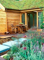 Living green roof: Help the aged soho garden' Design: Mark Gregory. CFS 2003