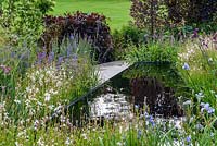 Walled garden with perennials and grasses - The Brewin Dolphin Garden - RHS Chatsworth Flower Show 2017 - Designer: Jo Thompson - Best Free Form Garden