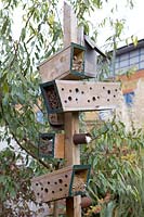 Bee hotels and material for birds nests