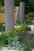 The Daily Telegraph Garden designed by Cleve West at the RHS Chelsea Flower Show 2011