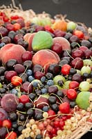 Berries and fruit mix