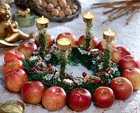 Christmas wreath on wire and with apple