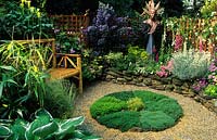 Chelsea FS 2000 design Godstone garden club thyme wheel circle in gravel garden