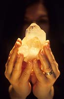 using quartz crystal for healingJG REQUEST REMOVE 15.05.19