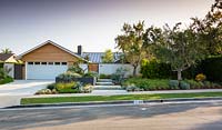 View of the front Garden designed by Falling Waters Landscape, inc Ryan Prange, New Port Beach, California, USA.