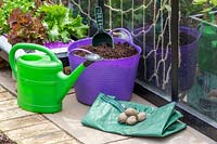 Materials and tools for planting potatoes in a potato grow bag