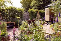 A Summer Retreat Garden at RHS Hampton Court Palace Flower Show 2016.