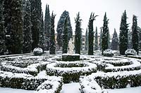 the French parterre covered in snow - Giardino Giusti, Verona 