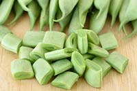 Phaseolus vulgaris 'Borlotto di Vigevano Nano' - Dwarf French Bean - picked young pods cut up prior to cooking 