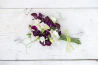 Posy with Lathyrus 'Windsor' and 'Champagne Bubbles' - Sweet Peas