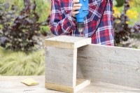 Screwing the pieces of wood together