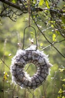 Wool bird nesting hanging circle