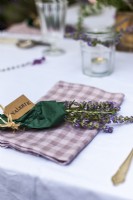 Napkin with lavender herb posy and name tag - Lavender summer party story
