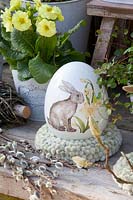 Egg with rabbit motif in a wreath of pussy willows 