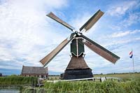 De Middelste Molen, windmill in Cabauw, Netherlands 