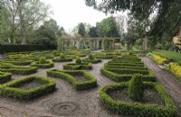  University of Leicester Botanical Gardens
General Views. Formal gardens